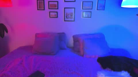 alice_simmons online show from February 12, 3:59 pm