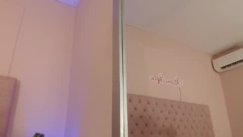 Sofia online show from November 21, 1:42 pm