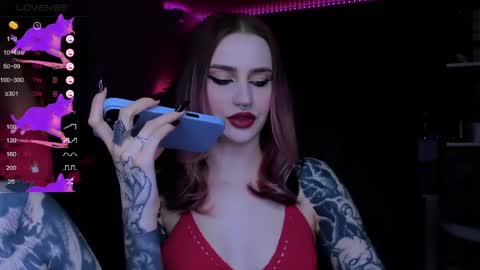 Alice online show from April 17, 6:10 pm