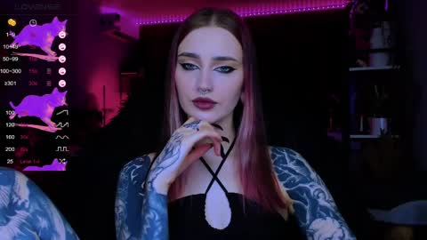 Alice online show from April 13, 6:45 pm