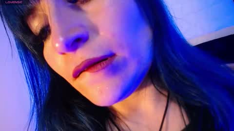 Alice online show from November 21, 8:18 pm