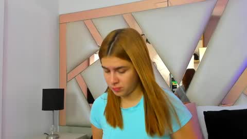 AliceCruz online show from May 26, 12:00 pm