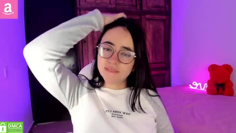 Aliceee  ..   97YP9VWGZHrefnav wishlist lists 1 online show from April 20, 10:35 pm