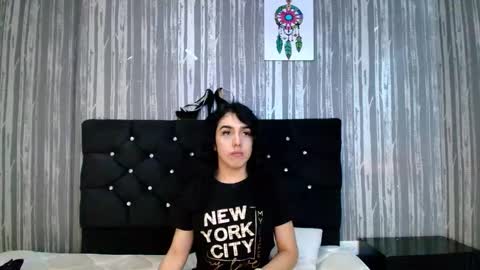 alicee_moonn online show from December 20, 12:17 am