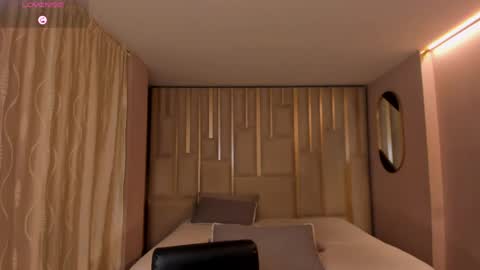 Alice online show from April 19, 6:10 pm