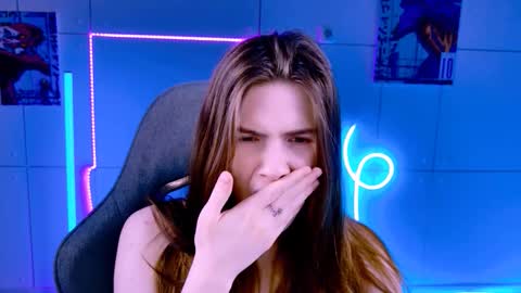 Alice online show from October 4, 5:38 am