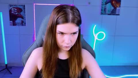 Alice online show from September 12, 5:53 am