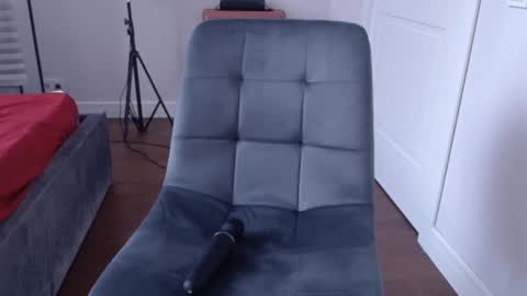 Alice online show from November 16, 12:51 pm