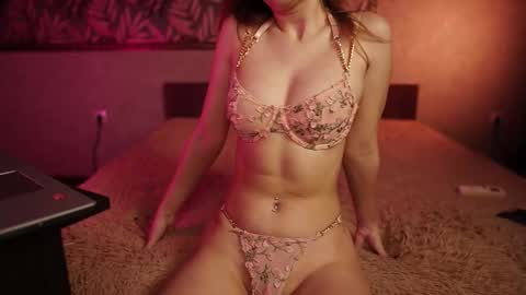 Alice online show from November 12, 9:50 pm