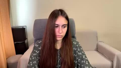 Snapshot of alicekollt chatting on October 15, 8:37 am alicekollt online show from October 15, 8:37 am