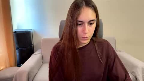 Snapshot of alicekollt chatting on September 25, 10:11 am alicekollt online show from September 25, 10:11 am