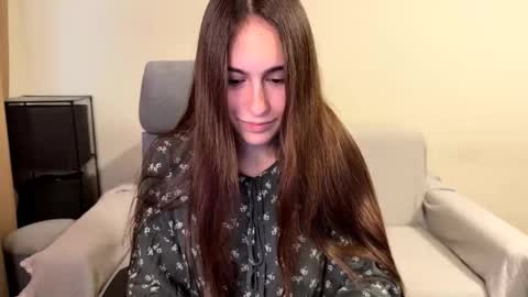 Snapshot of alicekollt chatting on October 20, 2:44 pm alicekollt online show from October 20, 2:44 pm