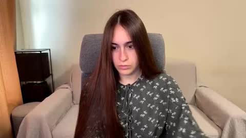 Snapshot of alicekollt chatting on October 14, 8:28 am alicekollt online show from October 14, 8:28 am