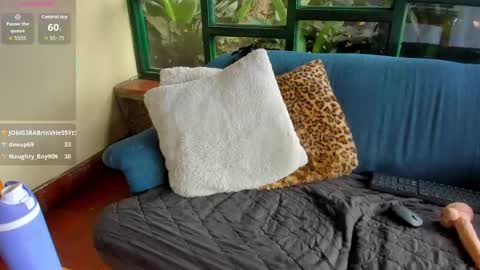 alicemrtnzz online show from June 4, 3:51 pm