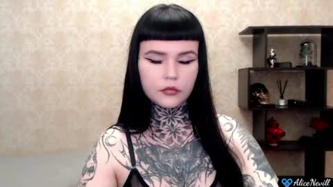 Alice online show from June 29, 1:44 pm
