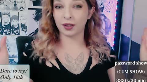 aliceriddle1 online show from March 31, 7:03 pm