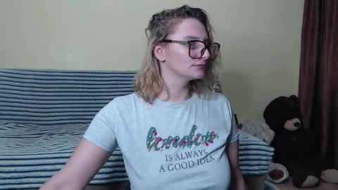 Alice online show from February 28, 5:04 pm