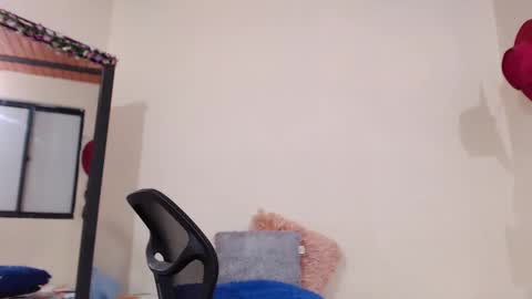 Snapshot of aliceusher_1 chatting on February 9, 2:17 am J Ruiz online show from February 9, 2:17 am