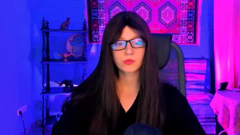 alicewelch_ online show from October 22, 12:07 pm