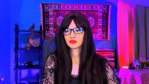 alicewelch_ online show from October 8, 8:09 am