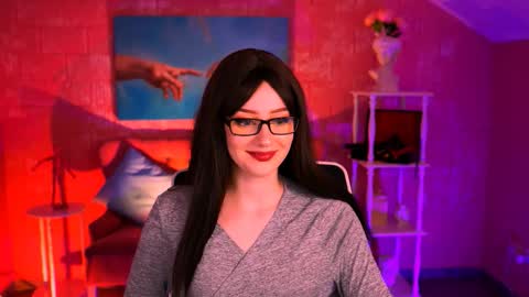 alicewelch_ online show from October 5, 1:30 pm