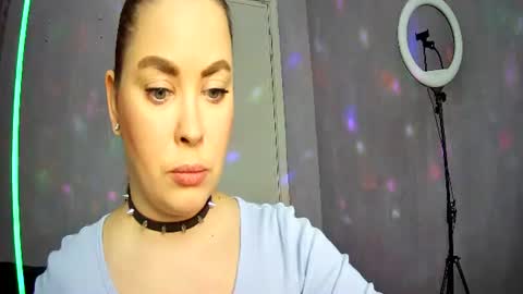 AlicexFresh online show from March 1, 11:03 am