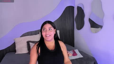 Snapshot of alicia_20_ chatting on September 25, 6:04 pm Alice online show from September 25, 6:04 pm