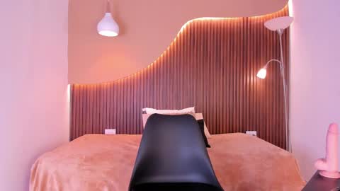 Snapshot of alicia_20_ chatting on March 8, 4:12 am Alice online show from March 8, 4:12 am