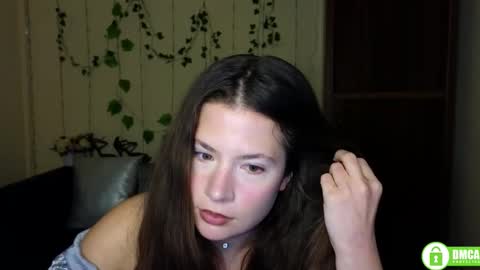 Alicia online show from November 16, 12:40 pm