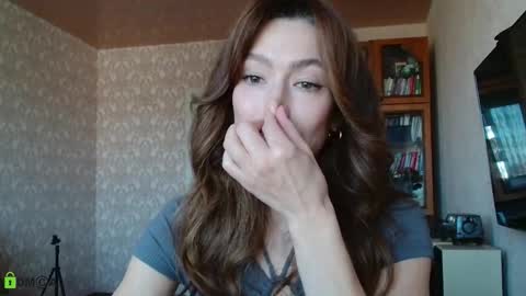 Alicia online show from September 18, 7:34 am