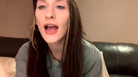 teacherspet69 online show from December 1, 7:17 am