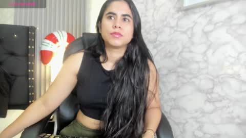 alicya online show from December 14, 1:17 pm