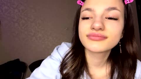 Niki online show from March 6, 4:39 pm