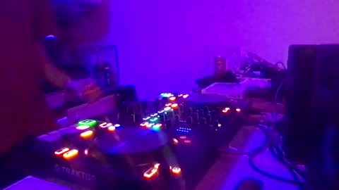 busco rockera online show from February 8, 12:06 am