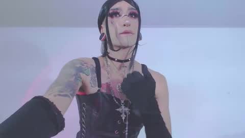     online show from February 20, 8:33 pm