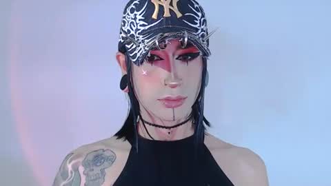     online show from June 19, 11:55 pm