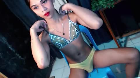 aliexagrey online show from March 8, 5:17 pm