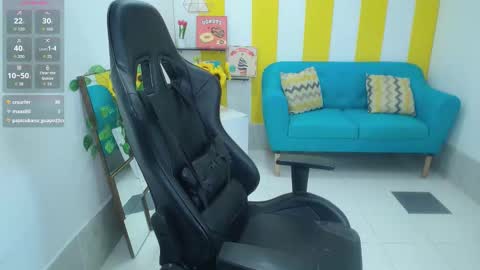 alina09_ online show from March 9, 5:50 pm