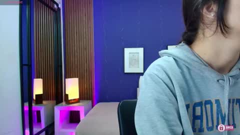 Snapshot of alina_martinelli chatting on October 20, 11:59 am Alina online show from October 20, 11:59 am