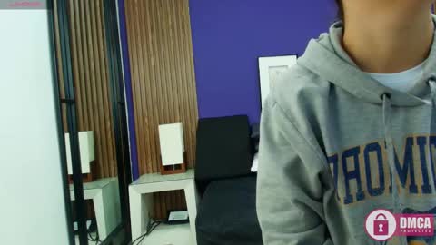 Snapshot of alina_martinelli chatting on February 22, 11:35 am Alina online show from February 22, 11:35 am