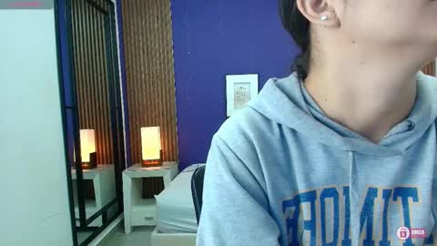 Snapshot of alina_martinelli chatting on September 26, 12:13 pm Alina online show from September 26, 12:13 pm