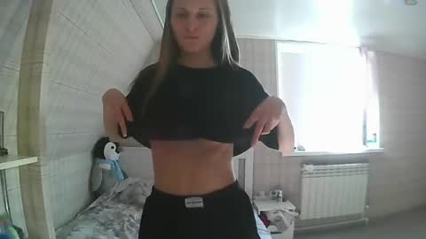 alinakiss66 online show from April 1, 11:22 am