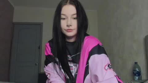 Aline Greeeen online show from April 16, 9:31 am