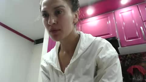 alipetite online show from February 11, 11:08 pm