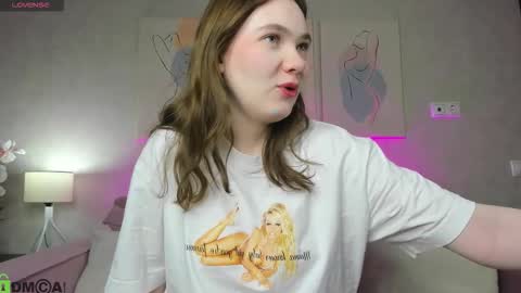 Alisa GMT2 Wen - Sun 10 AM - 4 PM except Monday and Tuesday   online show from January 13, 1:02 am