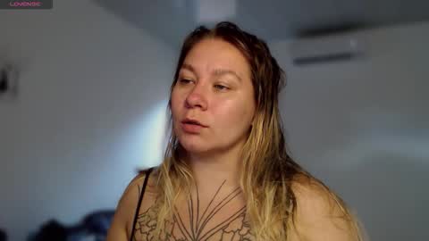 alisa_u online show from January 11, 7:42 pm