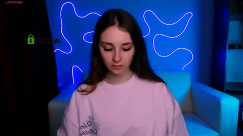 Alisa online show from April 2, 7:10 pm