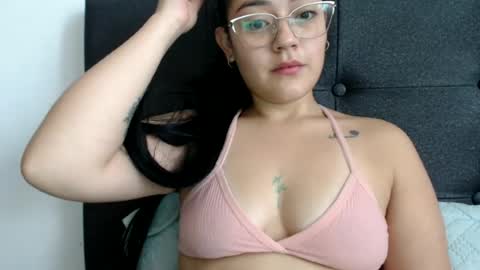 alisha_9997 online show from June 23, 3:51 pm