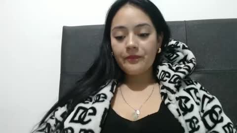 Snapshot of alisha_9997 chatting on October 2, 11:58 pm alisha_9997 online show from October 2, 11:58 pm