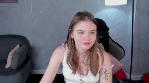 Alisia online show from February 28, 2:04 am